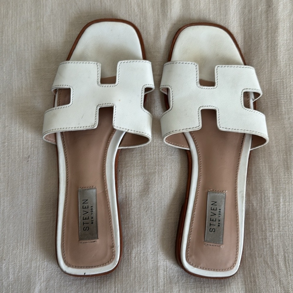 Steven bg Steve Madden White Women's Sandals 6.5